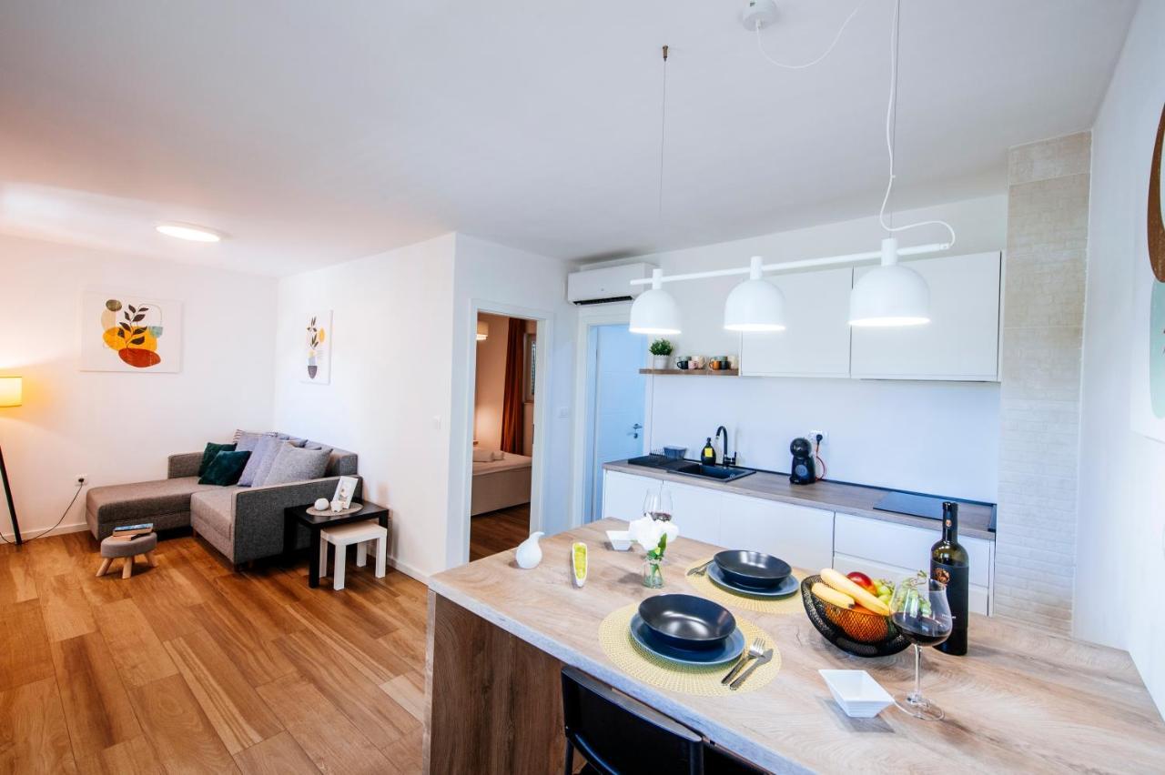 Apartment Vacay Zadar With Terrace And Parking ภายนอก รูปภาพ